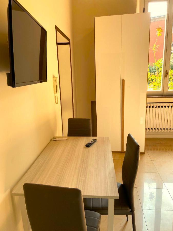 Apartment In Villa Milano Eksteriør billede