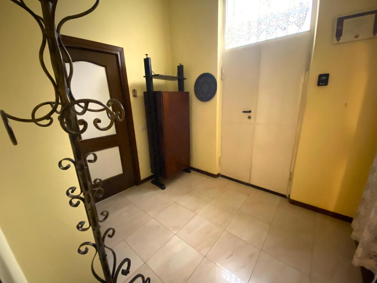 Apartment In Villa Milano Eksteriør billede