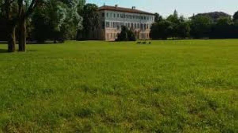 Apartment In Villa Milano Eksteriør billede