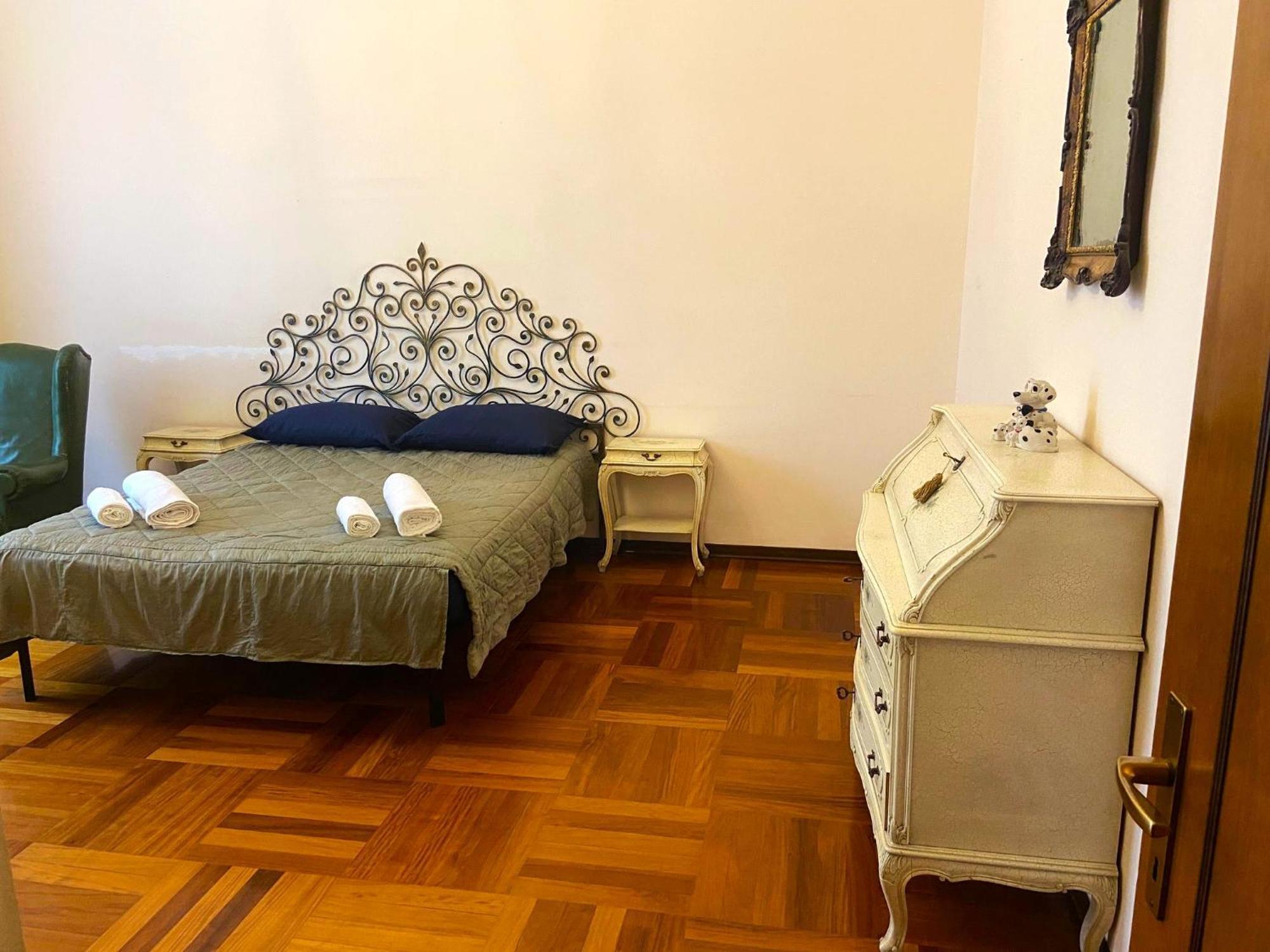 Apartment In Villa Milano Eksteriør billede